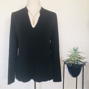 Banana Republic · Black V-neck Long Sleeve